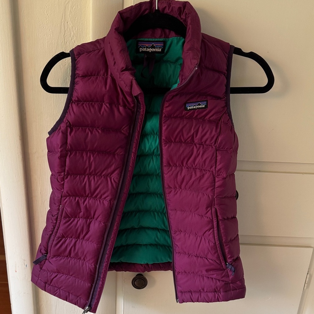 Patagonia YOUTH Burgundy Puffer Vest